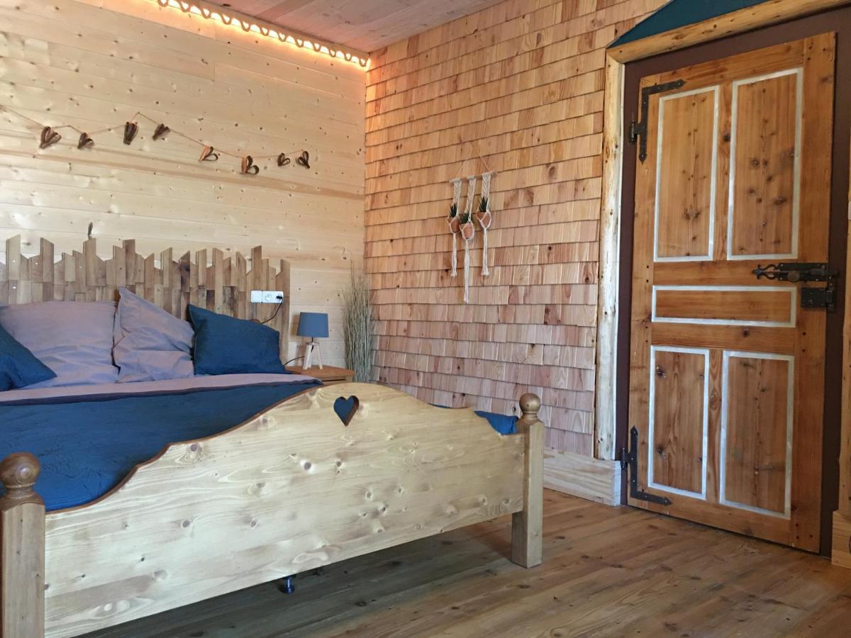 Les 3Crokignols, Maison D'Hote Familiale. Saffloz ภายนอก รูปภาพ
