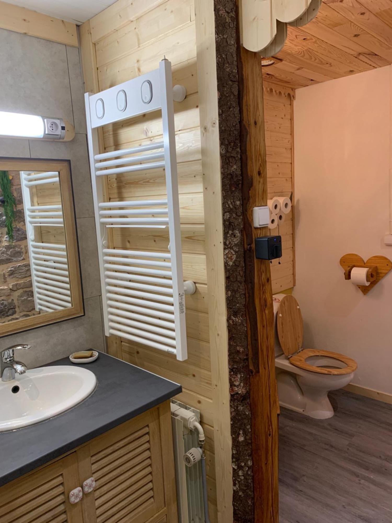 Les 3Crokignols, Maison D'Hote Familiale. Saffloz ภายนอก รูปภาพ